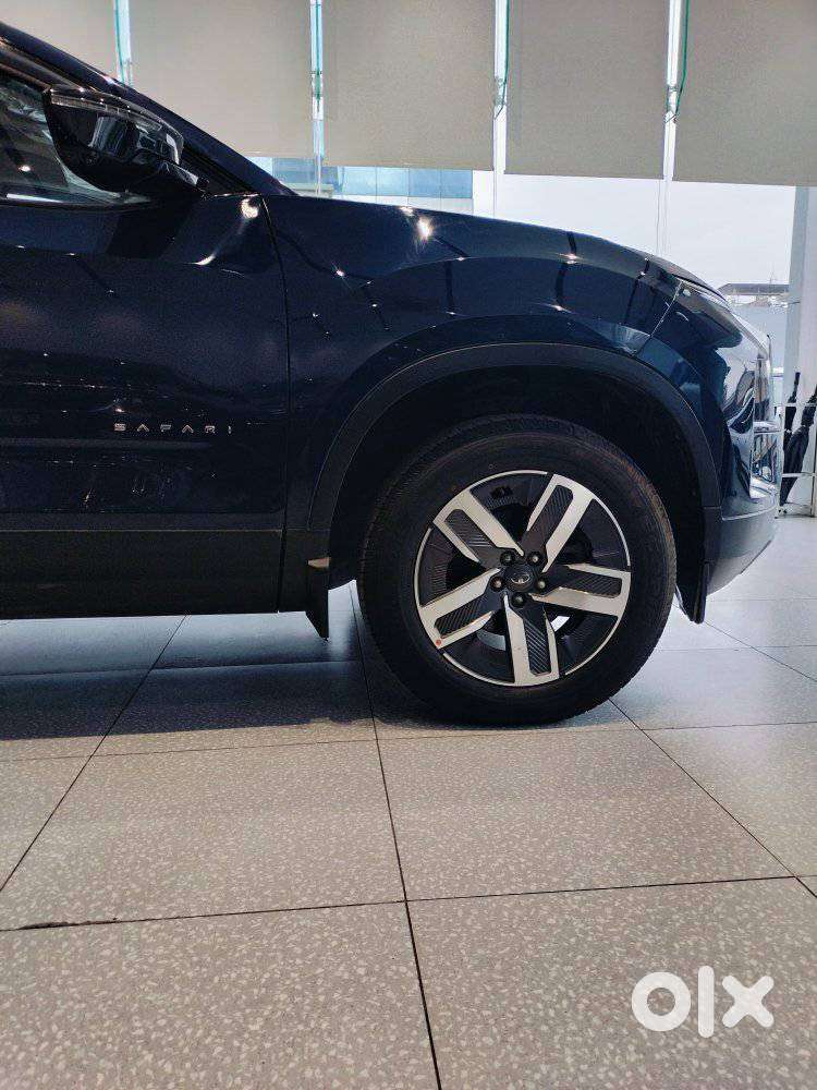 Tata Safari Adventure Plus A At, 2025, Diesel