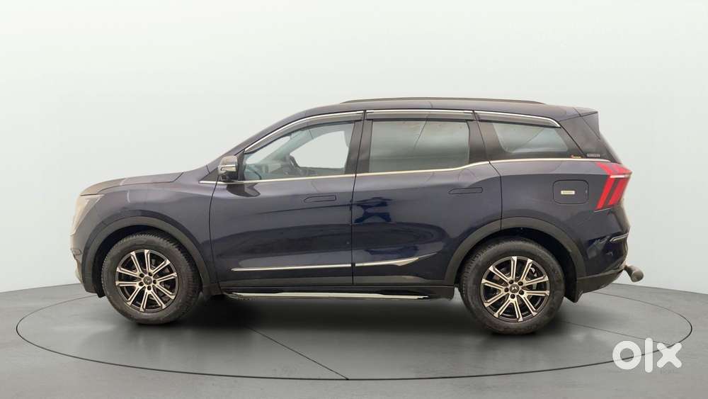 Mahindra Xuv700 2.2 Ax 7 Diesel At Luxury Pack Str, 2022, Diesel