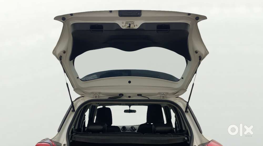 Maruti Suzuki Swift Amt Zxi, 2019, Petrol