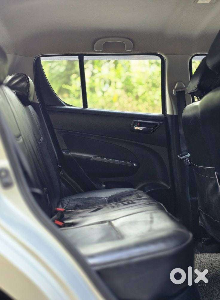 Maruti Suzuki Swift Vxi Optional, 2013, Petrol