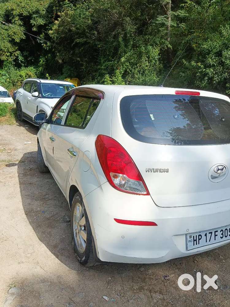 Hyundai I20 Sportz 2014 -2013 Last December Registration
