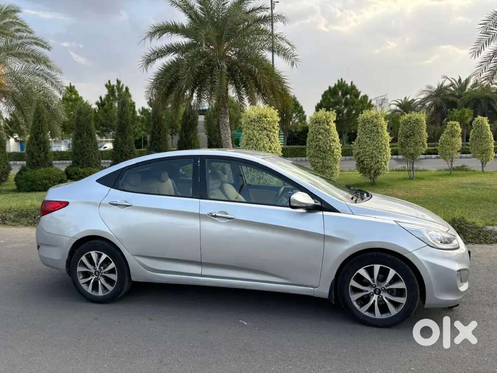 Hyundai Verna 2015 Fluidic Diesel Manual