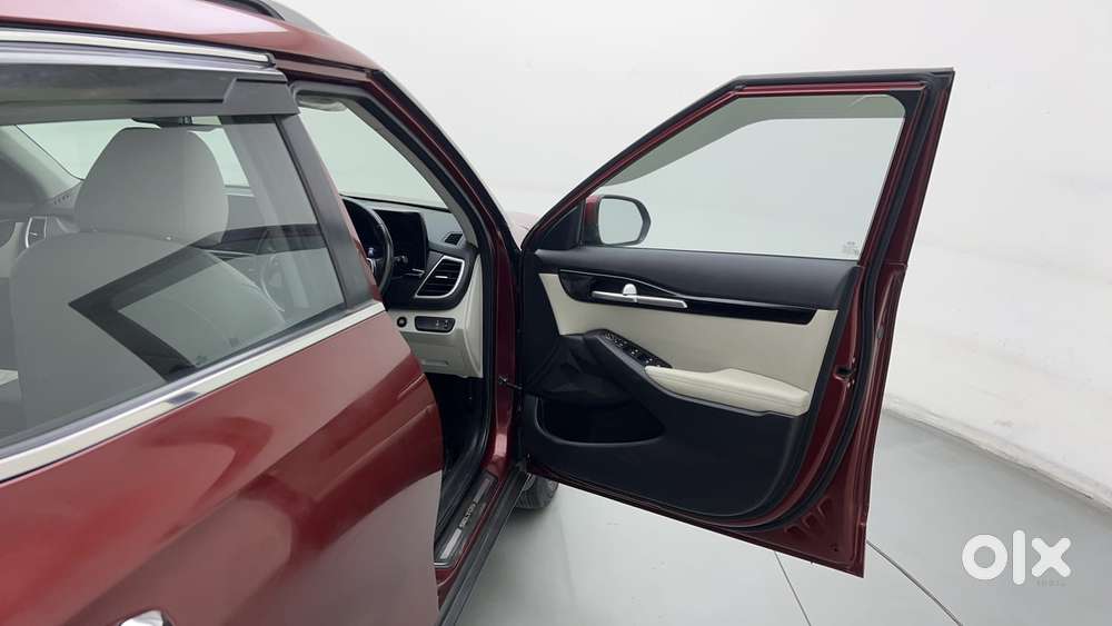 Kia Seltos Htx 1.5 Petrol Mt, 2020, Petrol