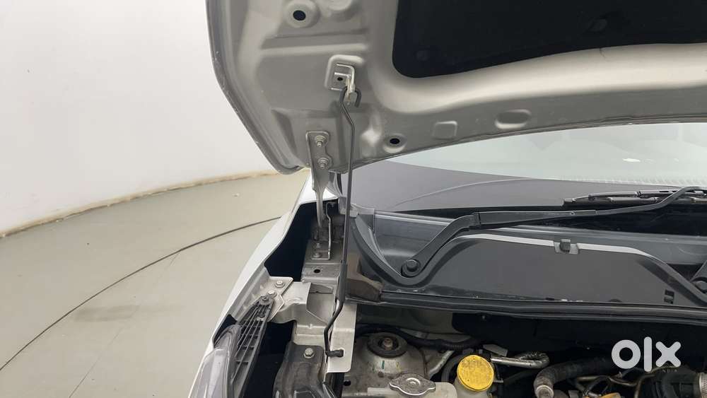 Nissan Magnite Xv Turbo, 2022, Petrol