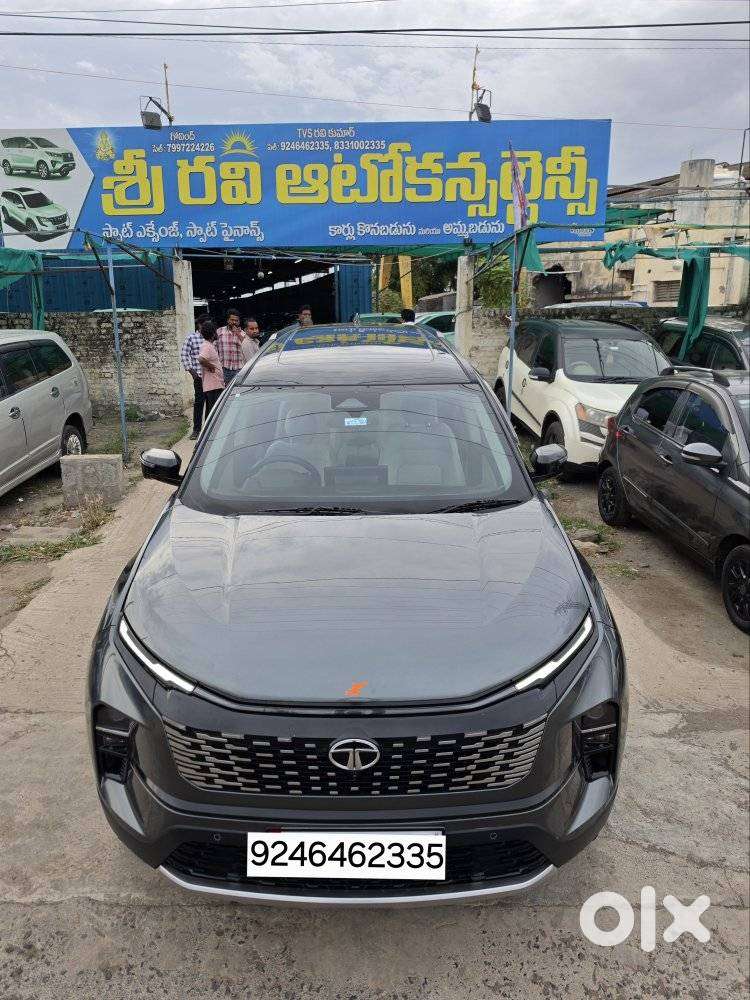Tata Safari Accomplished Plus 6 Str Dual Tone, 2025, Diesel
