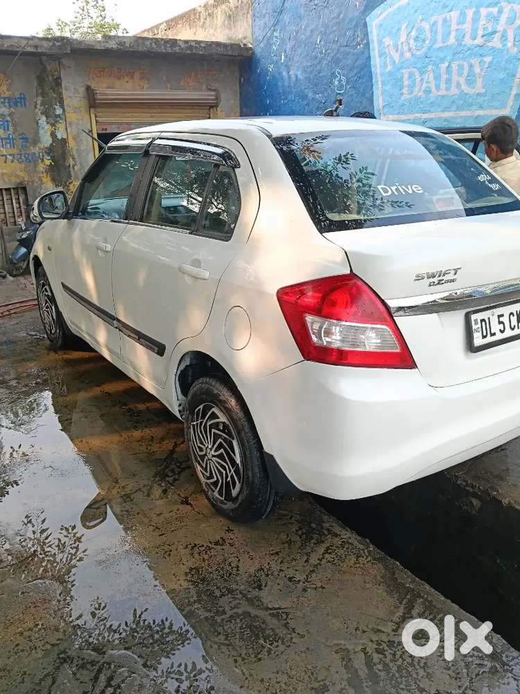 Maruti Suzuki Dzire 2013 Cng