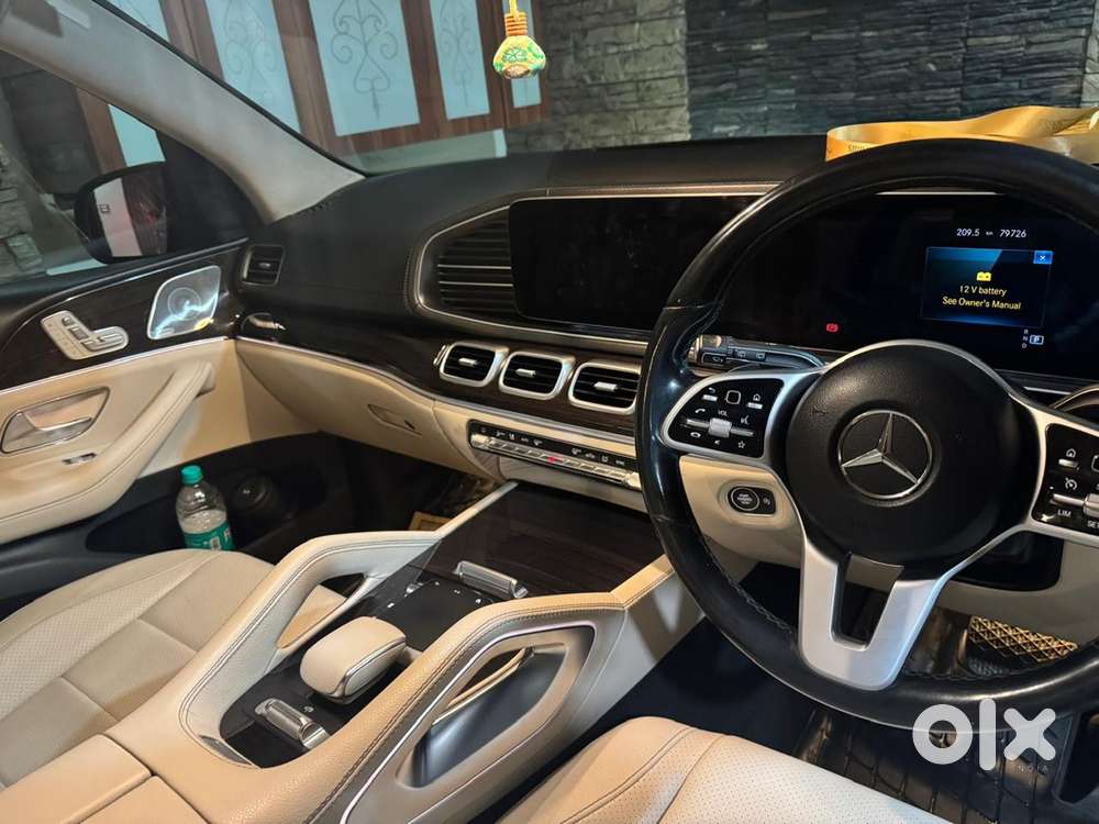 Mercedes Gls 400d 2021  Navy Blue  Excellent Condition  Luxury Suv