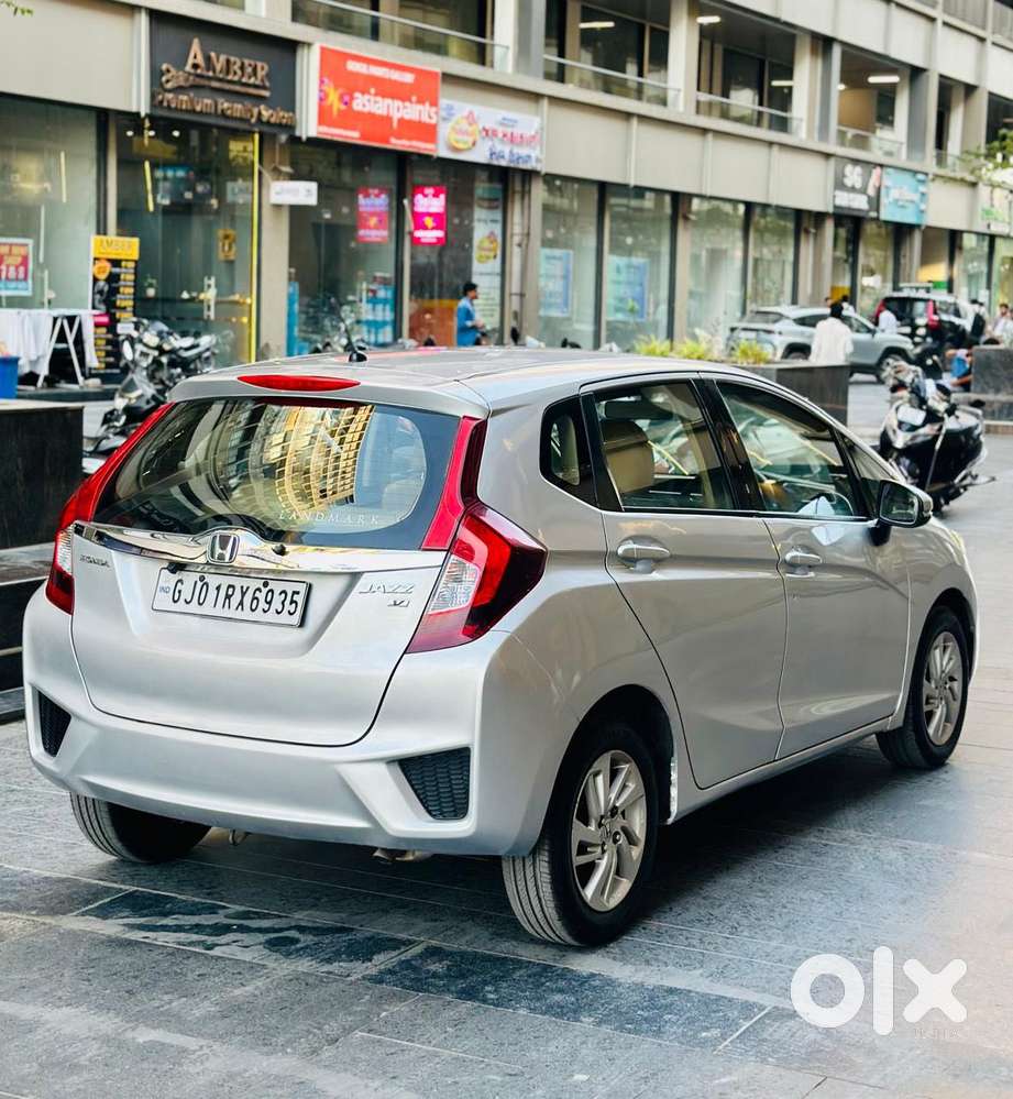 Honda Jazz V Automatic, 2017, Petrol