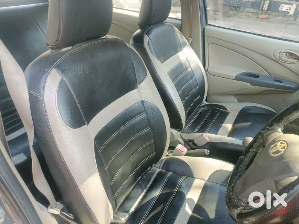 Toyota Etios Liva 2016