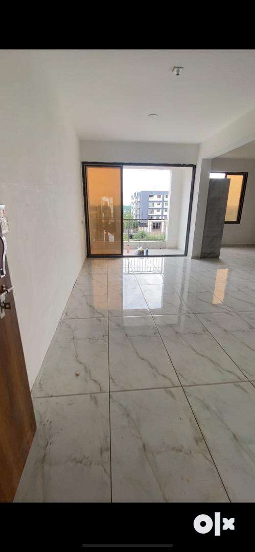 GIDC ANKLESHWAR, near golden point, new 3 BHK PLAT Converted in 2 BHK ...