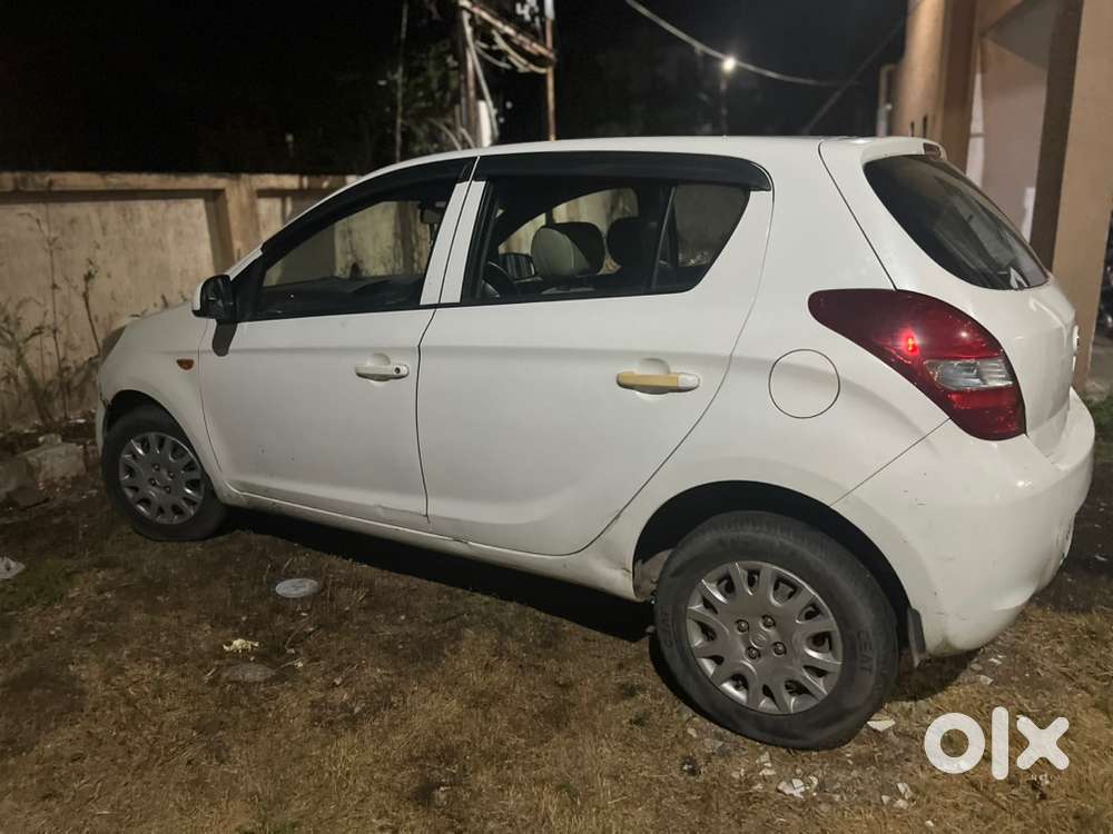 Hyundai Car Manual 2011