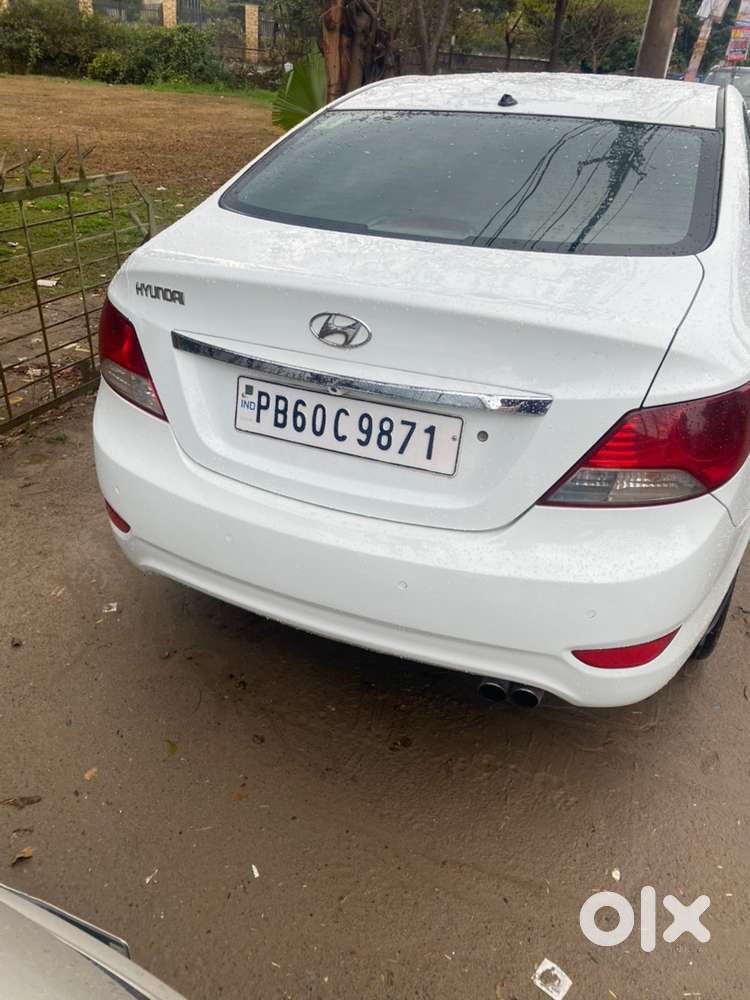 2012 Hyundai Verna Diesel Fluidic Car