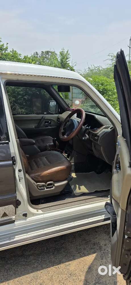 Mitsubishi Pajero Sfx 4x4 2011