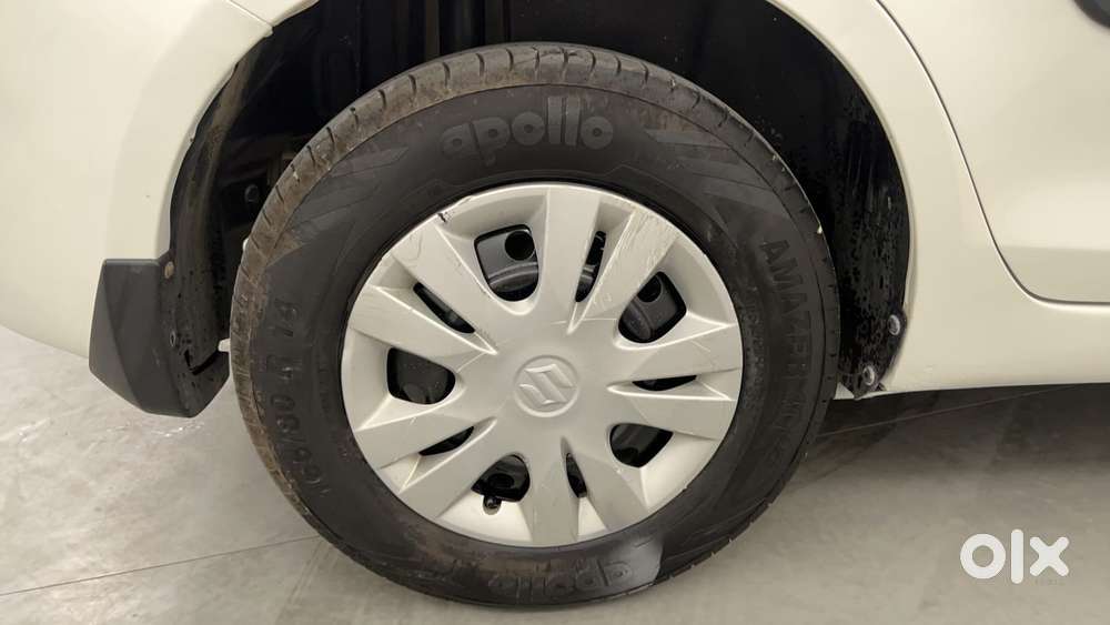 Maruti Suzuki Swift Dzire 1.3 Vxi, 2015, Petrol