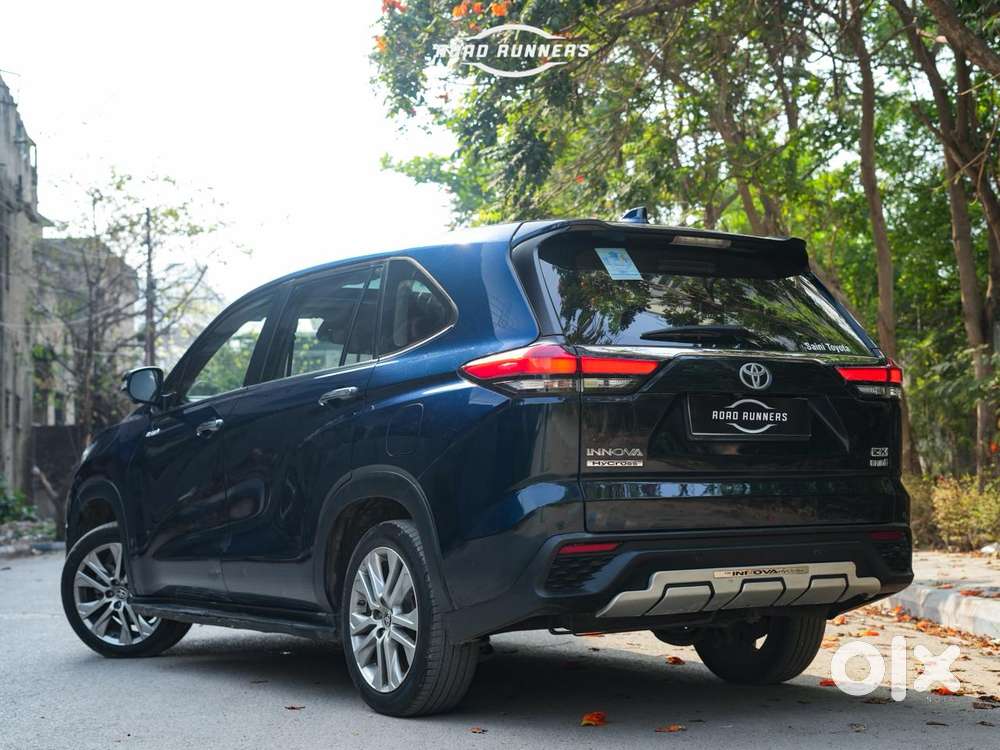 Toyota Innova Hycross 2.0 Zx Hybrid 7 Str, 2024, Petrol