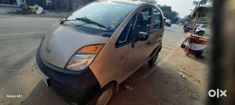 Tata Nano Xe, 2012, Petrol