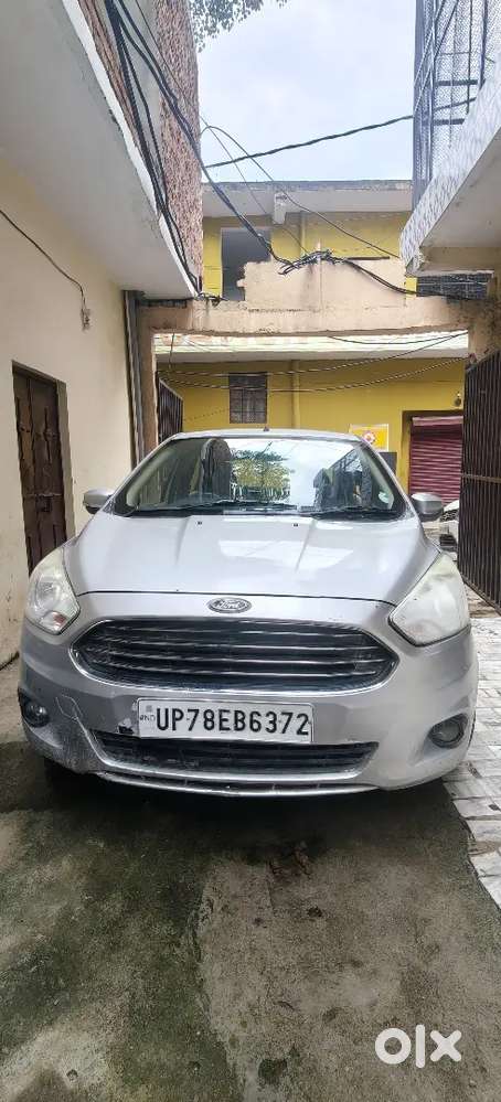 Ford Aspire Titanium Blu 2015