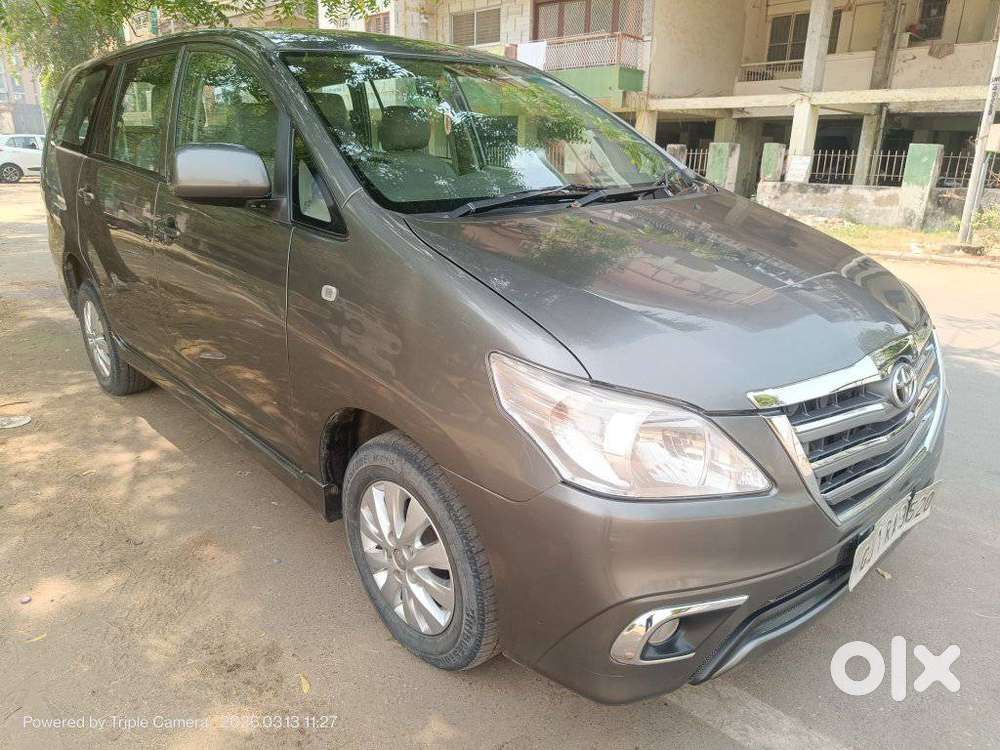 Toyota Innova 2.5 Gx 7 Str Bs-iii, 2013, Diesel