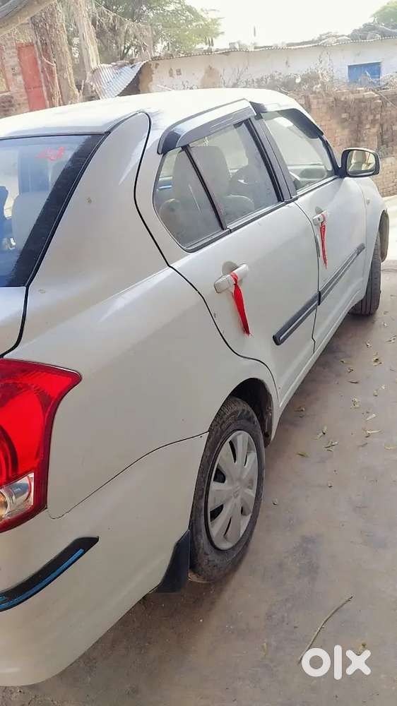 Maruti Suzuki Dzire 2011 Petrol