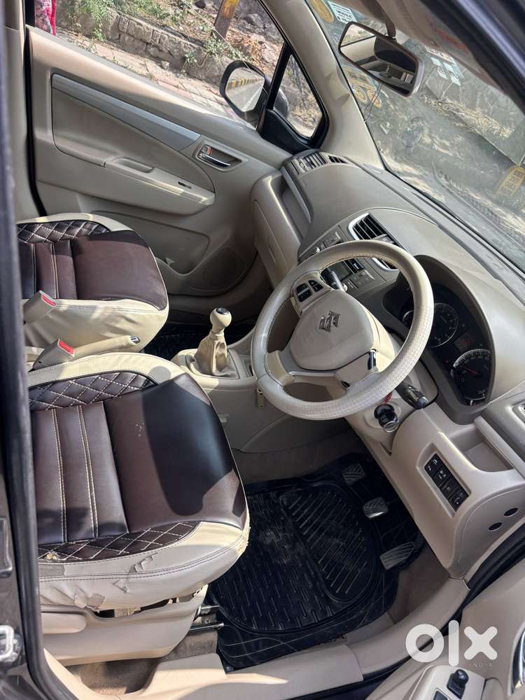 Maruti Suzuki Ertiga 1.4 Vxi Cng Anniversary Edition, 2016, Cng & Hy..