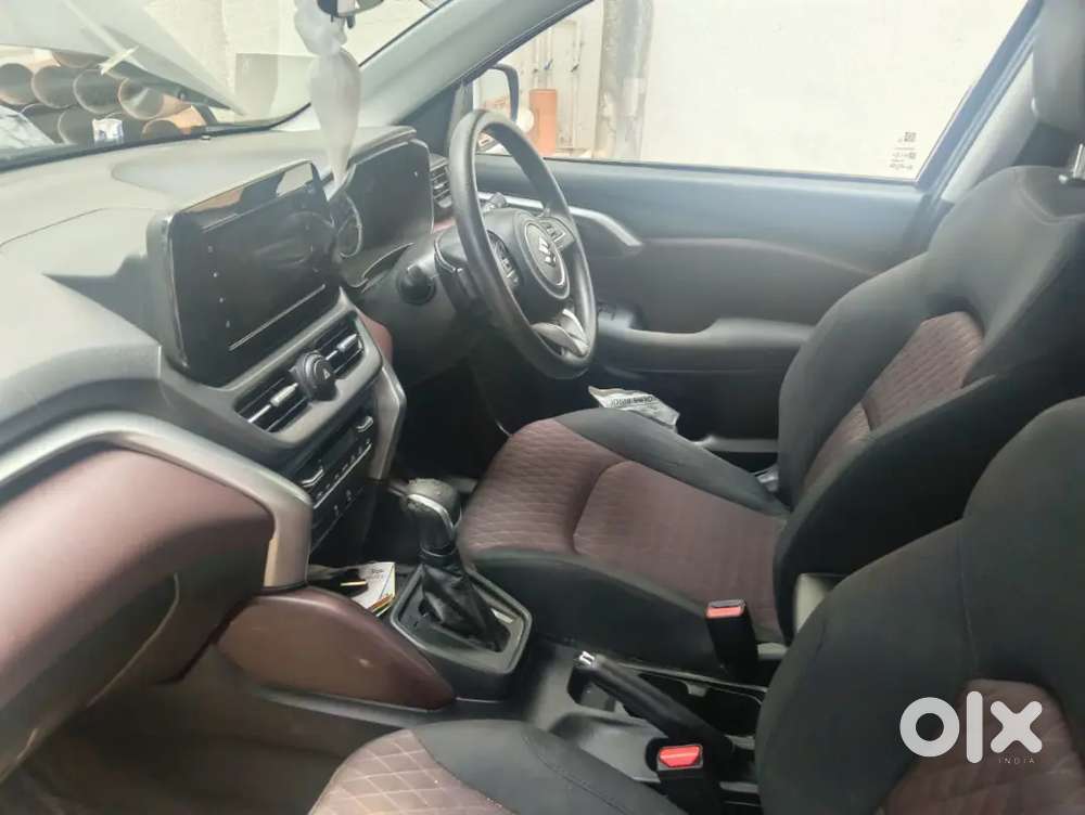 Maruti Suzuki Grand Vitara 7 Seater 2023 Petrol Well Maintained
