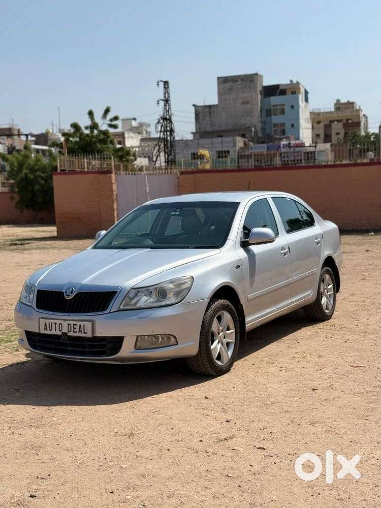 Skoda Laura 1.9 Tdi Mt Ambiente, 2010, Diesel