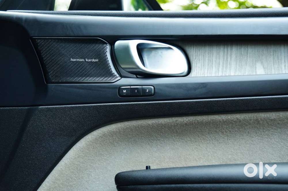 Volvo Xc40 B4 Ultimate, 2022, Petrol