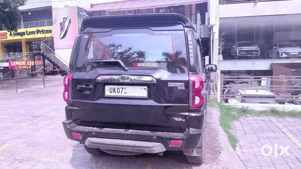 Mahindra Scorpio S11 2021
