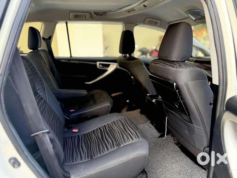 Toyota Innova Crysta 2.4 V, 2017, Diesel