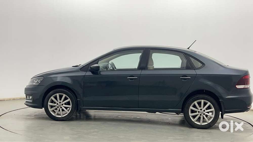 Volkswagen Vento 1.2l Tsi Highline Plus At Petrol, 2017, Petrol