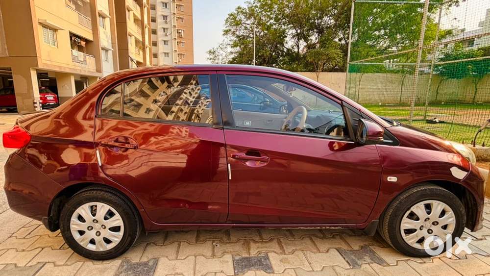 Honda Amaze Petrol 2015