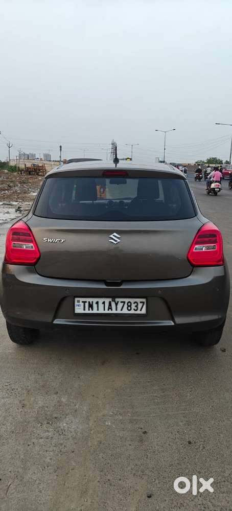 Maruti Suzuki Swift Vxi + Manual, 2022, Petrol