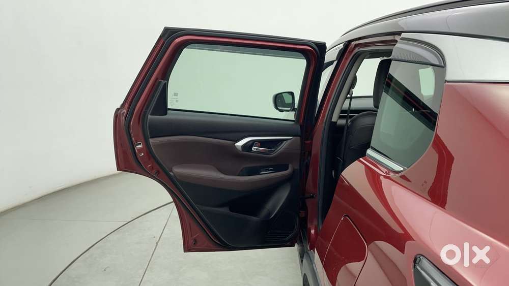 Maruti Suzuki Grand Vitara 1.5 Alpha Smart Hybrid Dual Tone At, 2024..