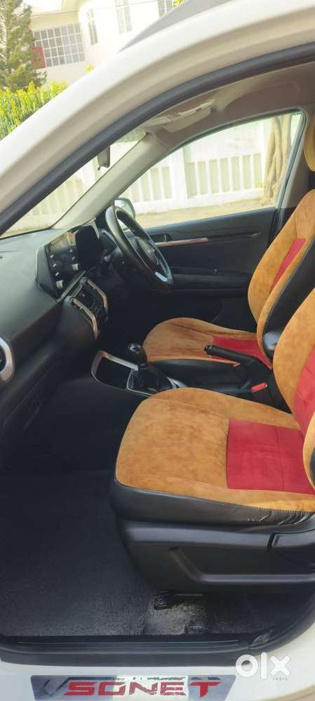Kia Sonet, 2021, Petrol