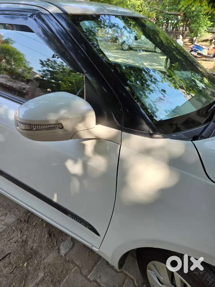 Maruti Suzuki Swift 2013 Petrol 33000 Km Driven