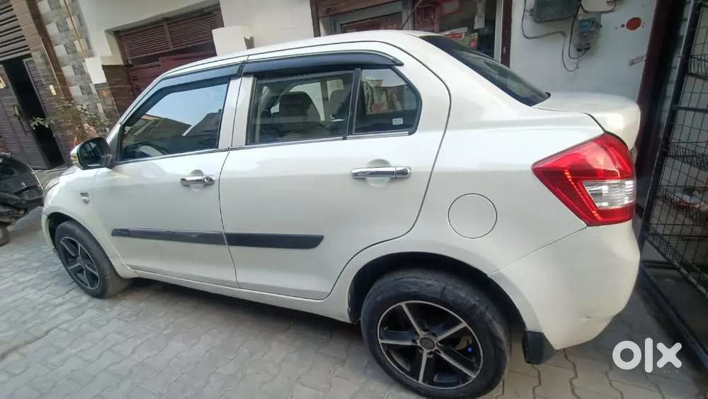 Maruti Suzuki Dzire 2014 Diesel 93000 Km Driven