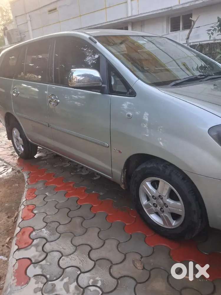 Toyota Innova 2005