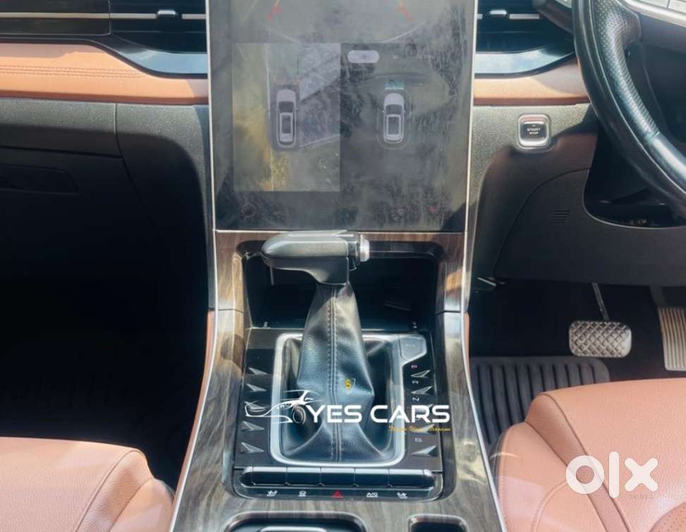 Mg Hector Plus Sharp Pro 1.5 Turbo Petrol Cvt 6 Str, 2023, Petrol