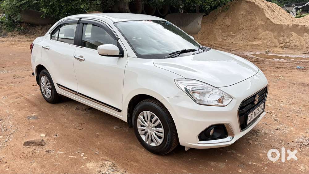 Maruti Suzuki Swift Dzire Vxi Optional, 2023, Petrol