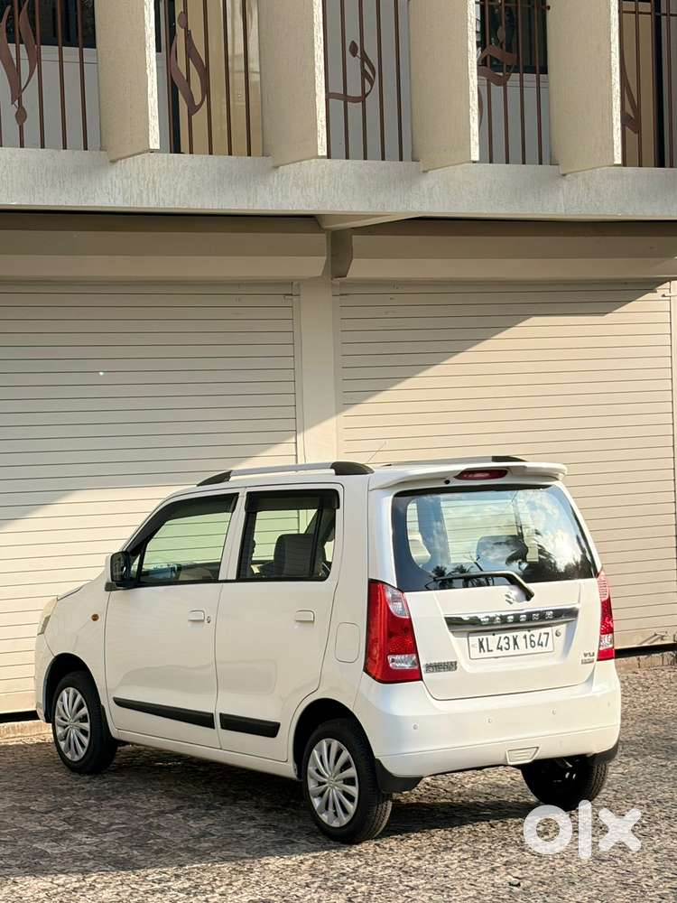Maruti Suzuki Wagon R Vxi Optional, 2017, Petrol