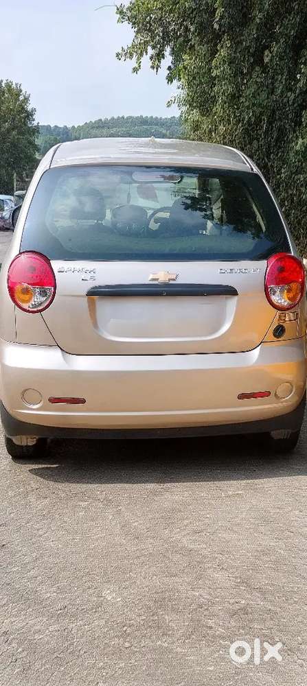 Chevrolet Spark 2011 Petrol Well Maintained