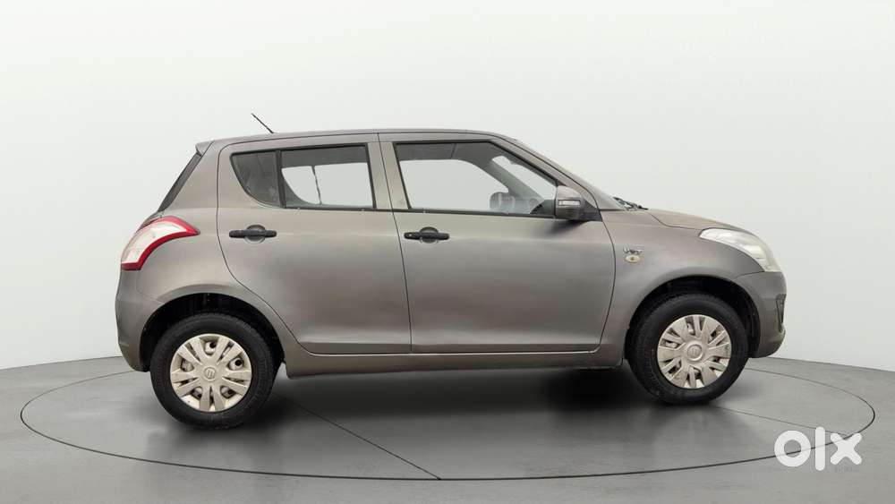 Maruti Suzuki Swift 1.2 Lxi (o), 2015, Petrol