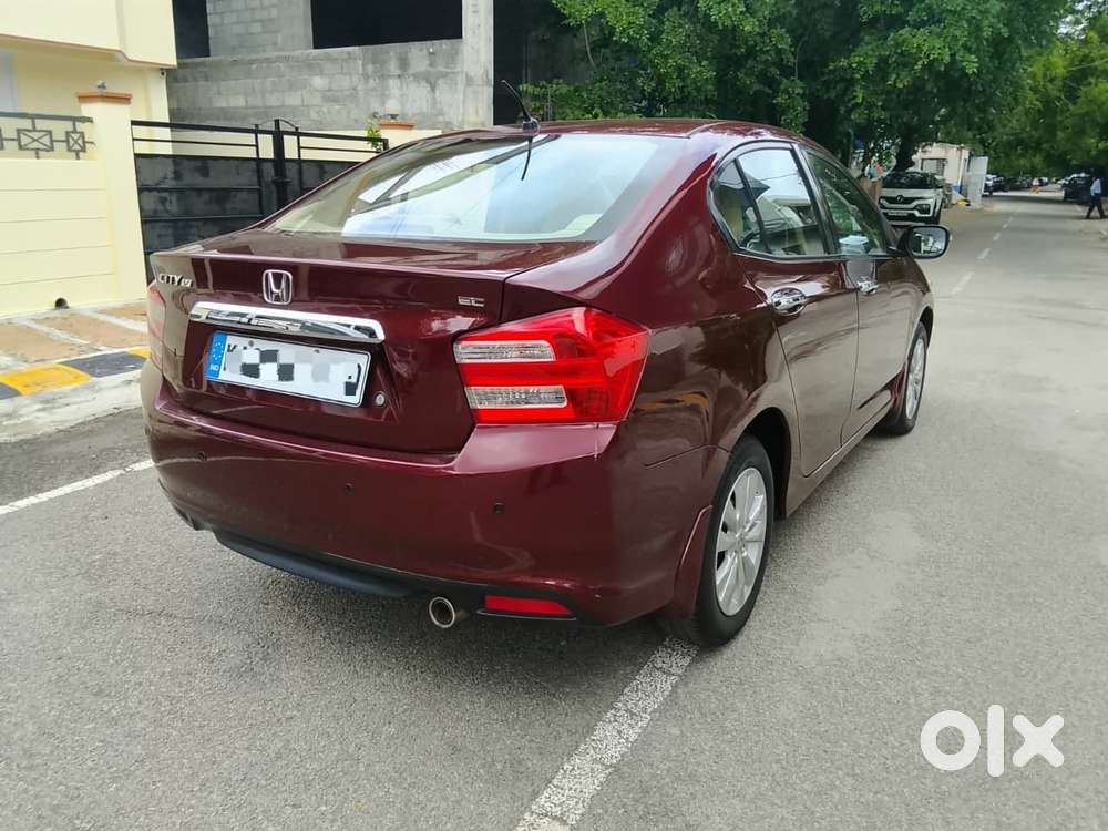 Honda City V AT, 2013, Petrol