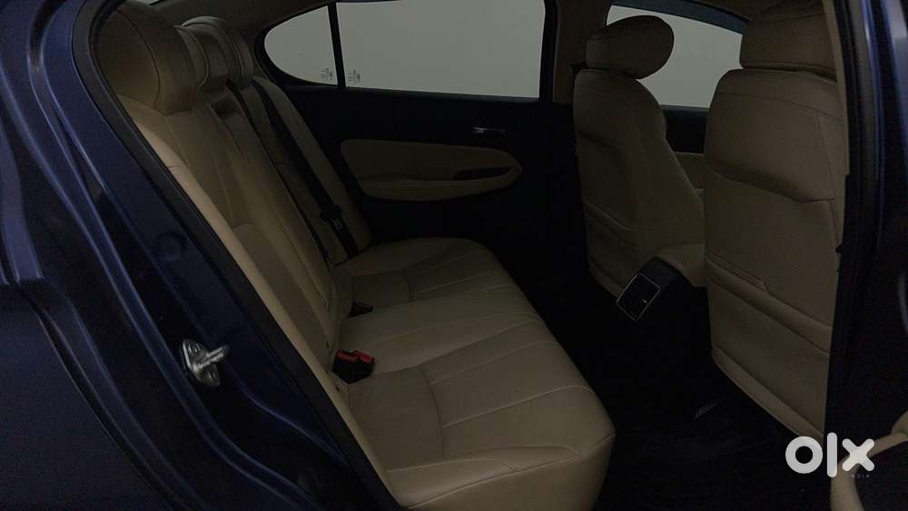 Honda City 1.5 Zx I-vtec Mt, 2023, Petrol
