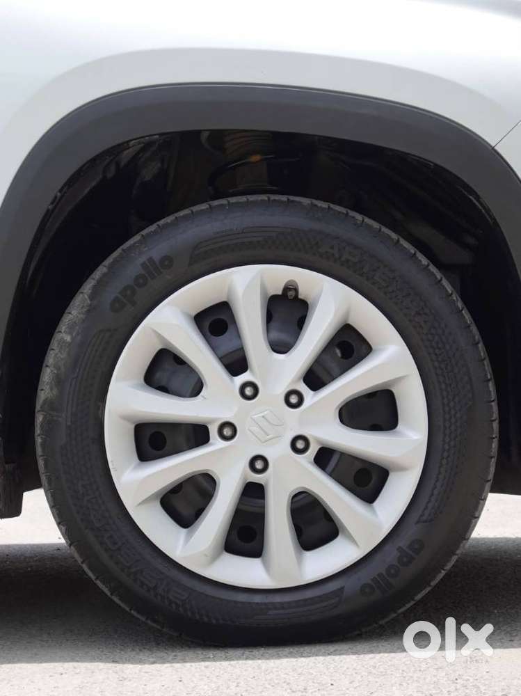 Maruti Suzuki Grand Vitara 1.5 Delta Smart Hybrid At, 2023, Petrol