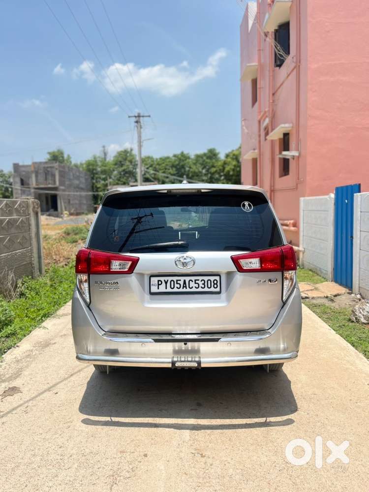 Toyota Innova Crysta G 2019