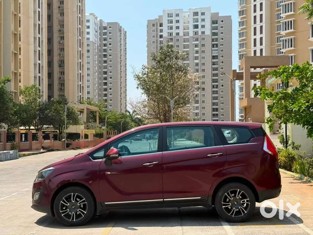 Mahindra Marazzo M8, 2019, Diesel