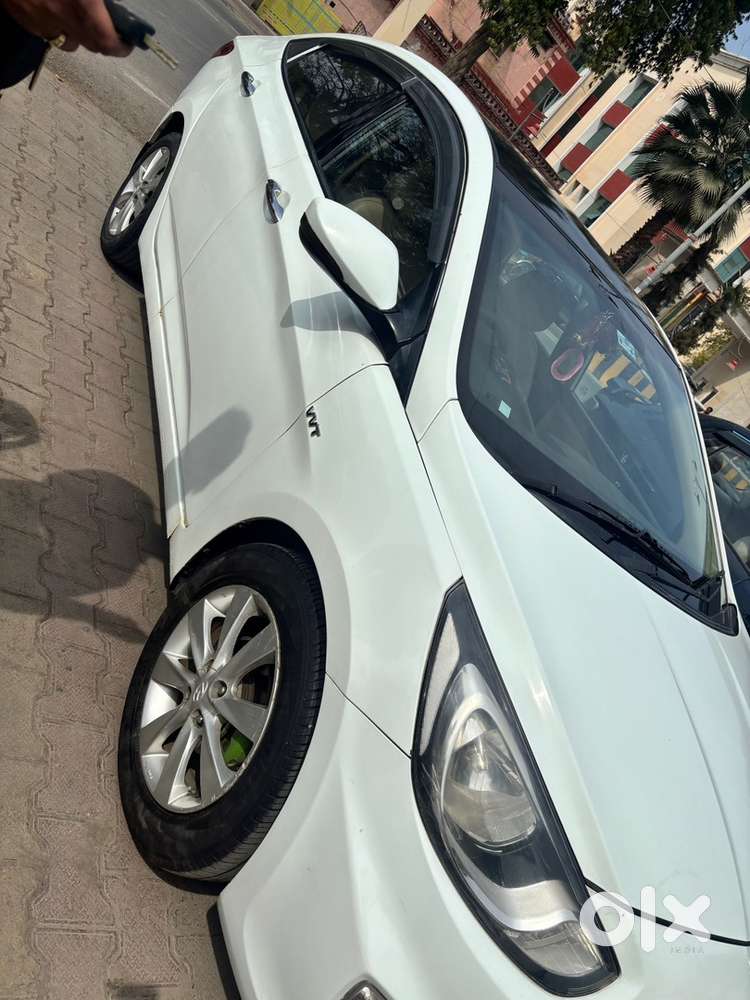 Hyundai Verna 2013
