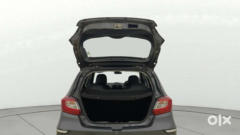Tata Tiago 1.2 Revotron Xt Option, 2023, Petrol