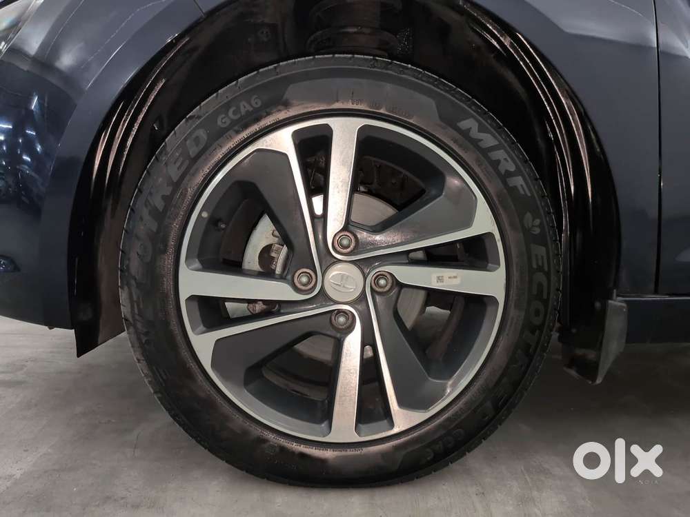 Tata Altroz Xza Petrol, 2025, Petrol